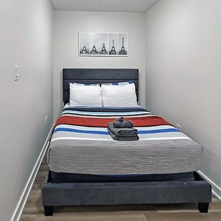 Cozy Condo In Downtown Toronto + Free Parking Luaran gambar