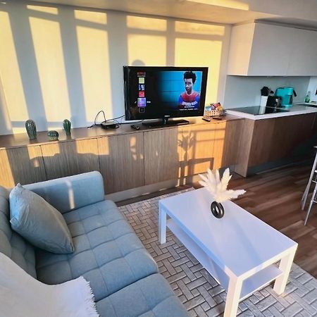 Cozy Condo In Downtown Toronto + Free Parking Luaran gambar